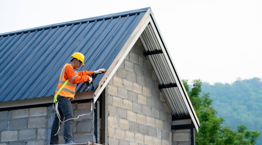 Professional residential roofers in Ledyard, CT